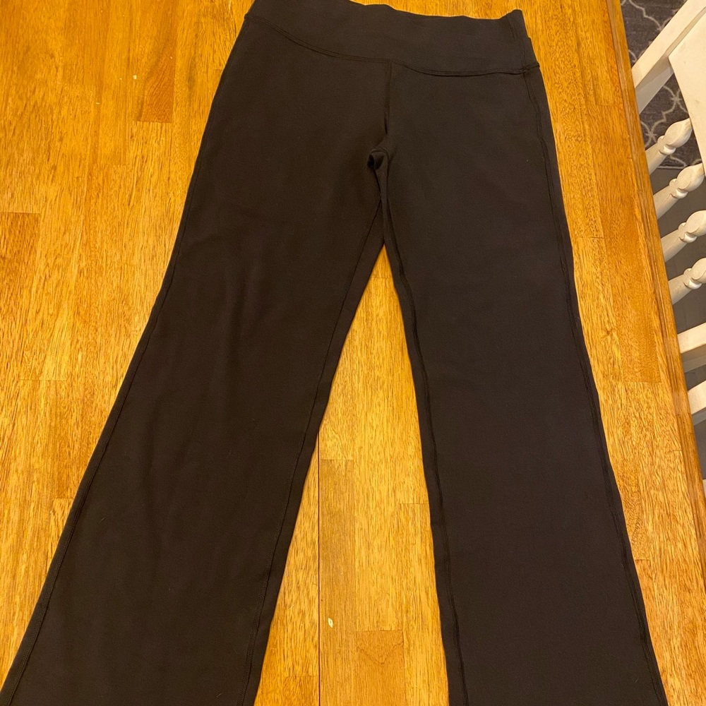 Lululemon size 8 reg Astro